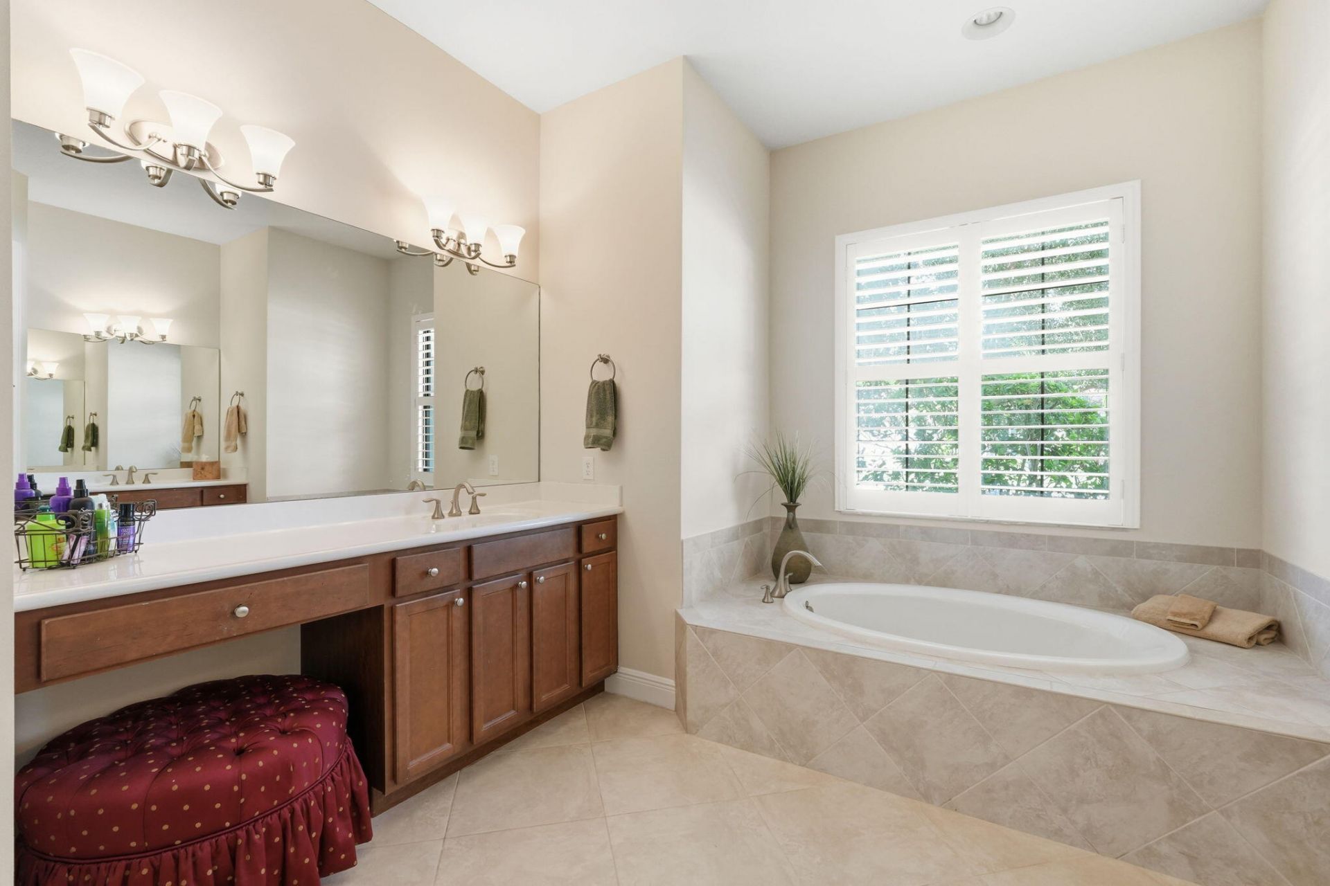 2553 NW Crystal Lake Drive Nw, Jensen Beach, FL 34957 Photo
