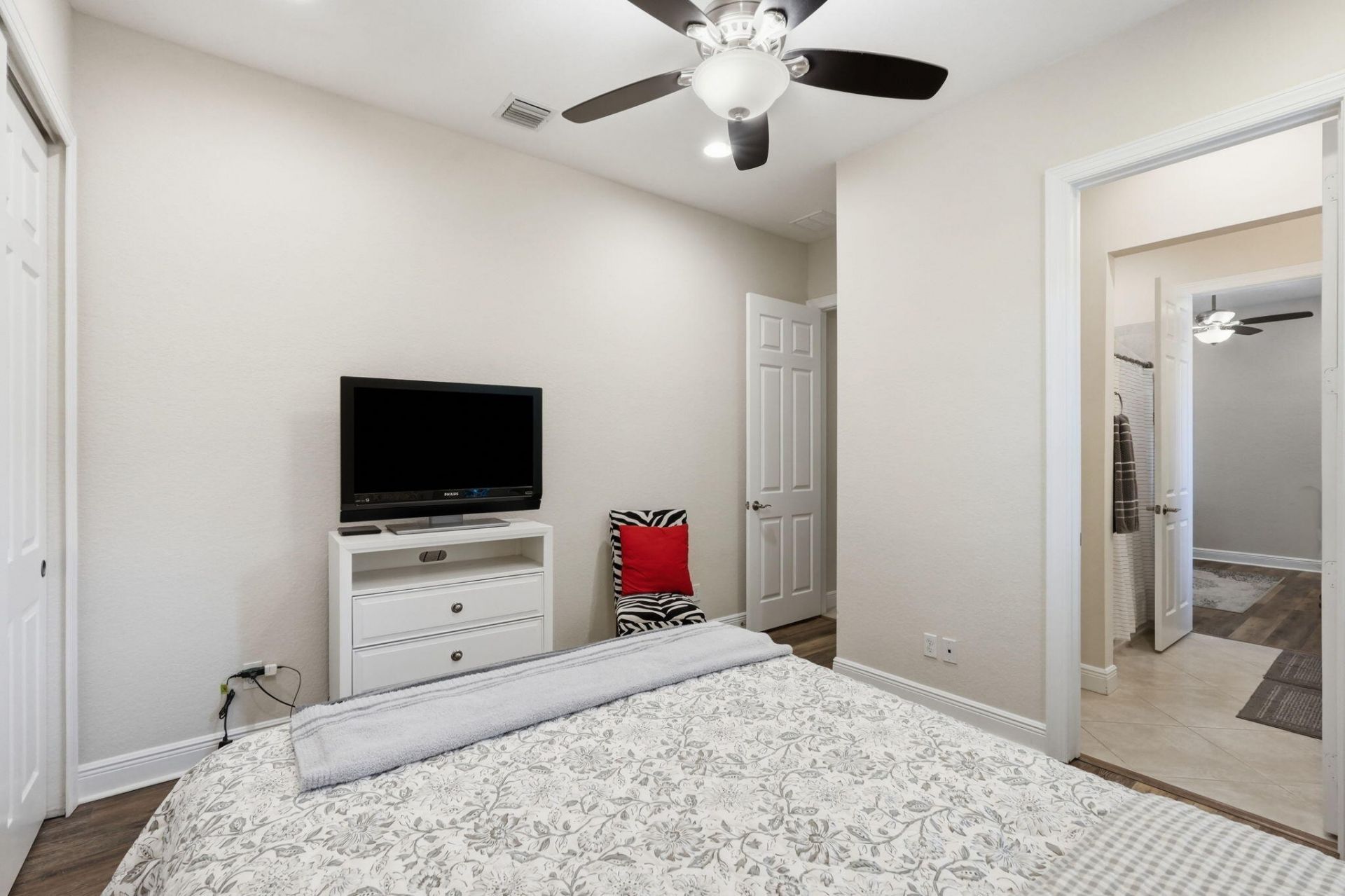 2553 NW Crystal Lake Drive Nw, Jensen Beach, FL 34957 Photo
