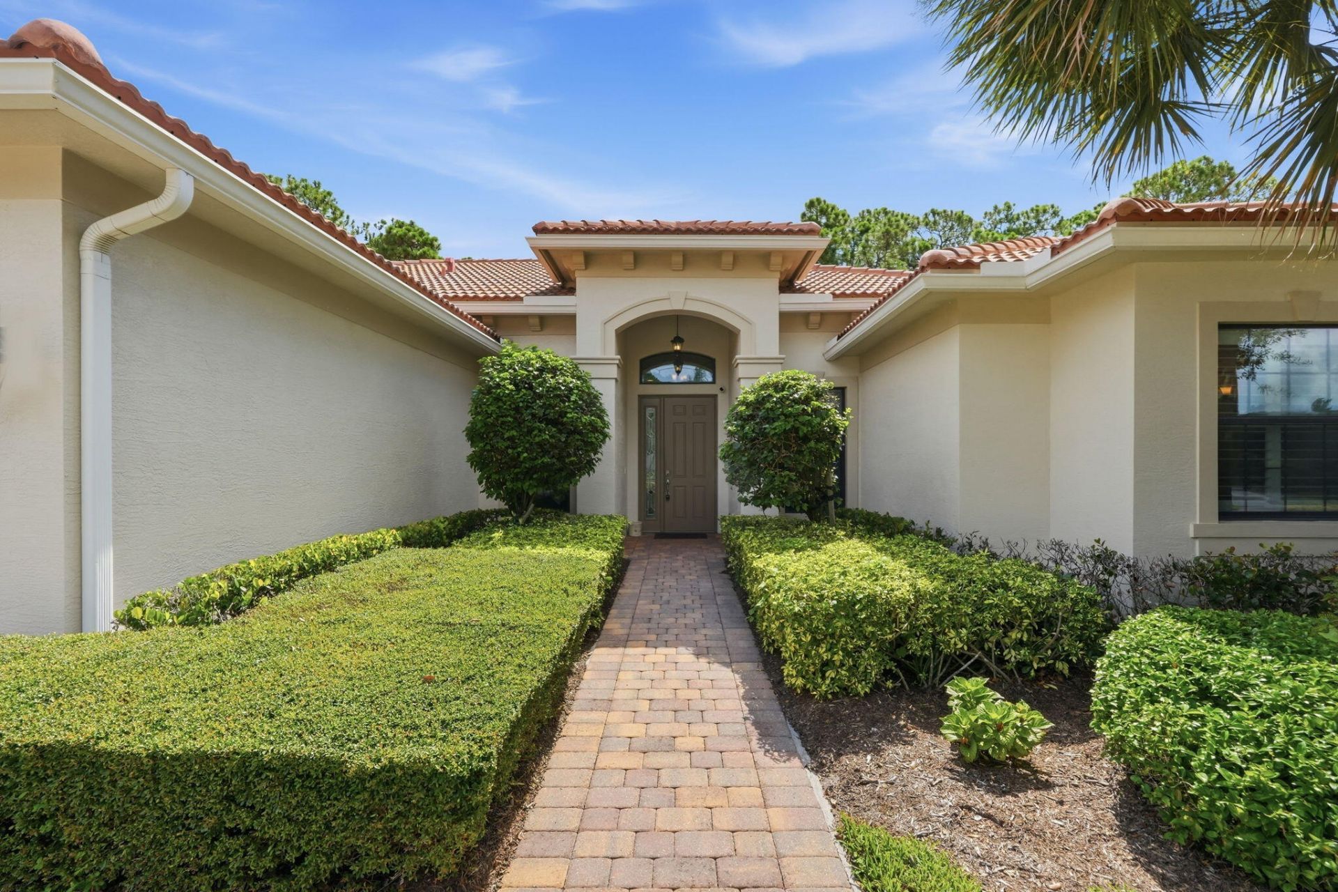 2553 NW Crystal Lake Drive Nw, Jensen Beach, FL 34957 Photo