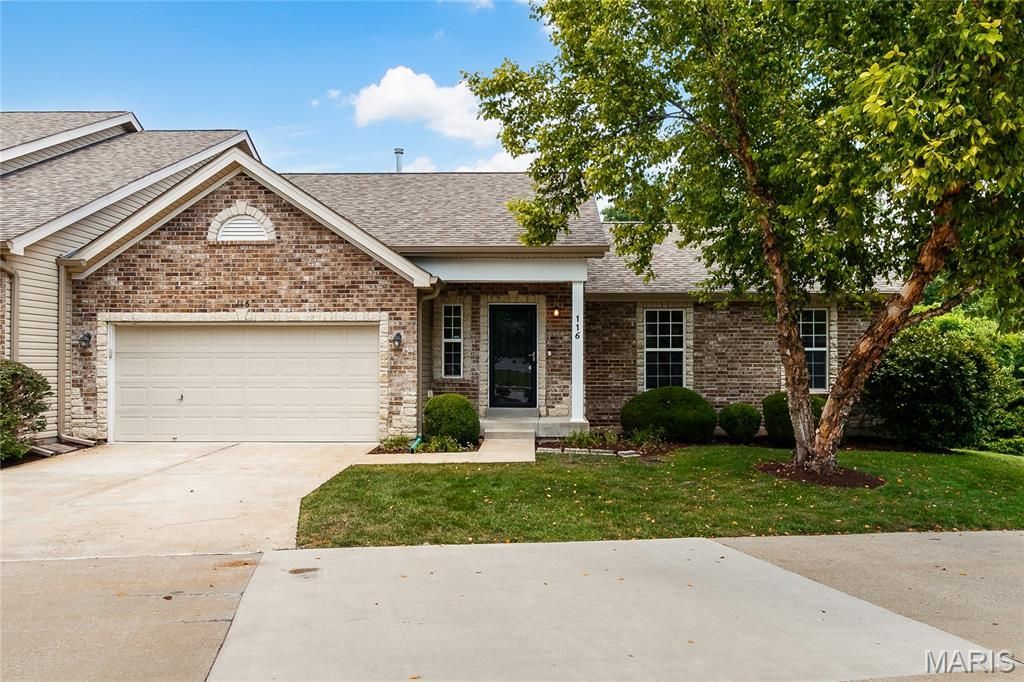 116 Baxter Commons Drive, Manchester, MO 63011 Main Photo