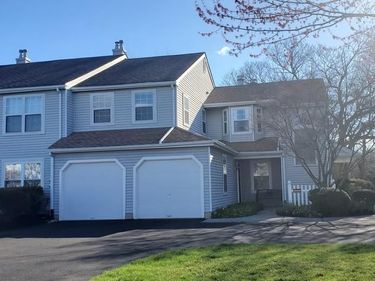 665 B ROSE HOLLOW DRIVE , YARDLEY, PA 19067