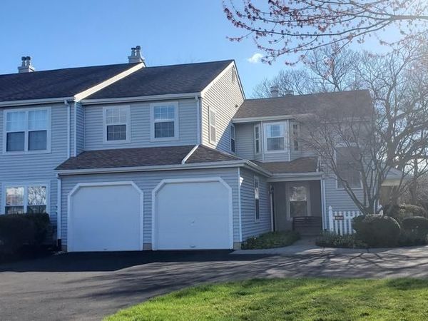 665 B ROSE HOLLOW DRIVE , YARDLEY, PA 19067