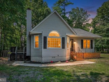 306 CRUMP DRIVE, RUTHER GLEN, VA 22546