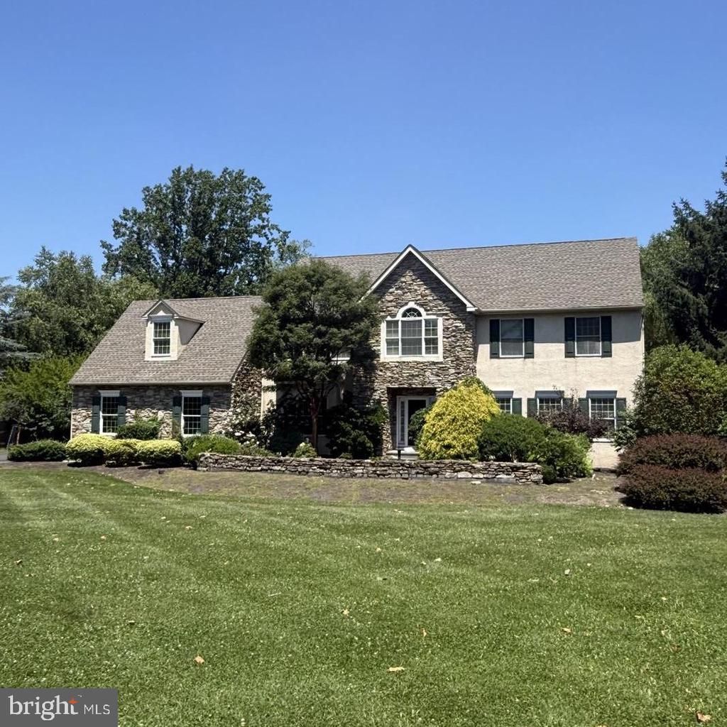 694 LINDSEY WAY , HORSHAM, PA 19044