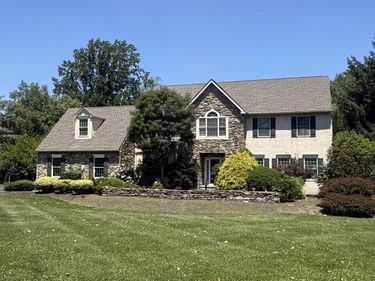 694 LINDSEY WAY , HORSHAM, PA 19044