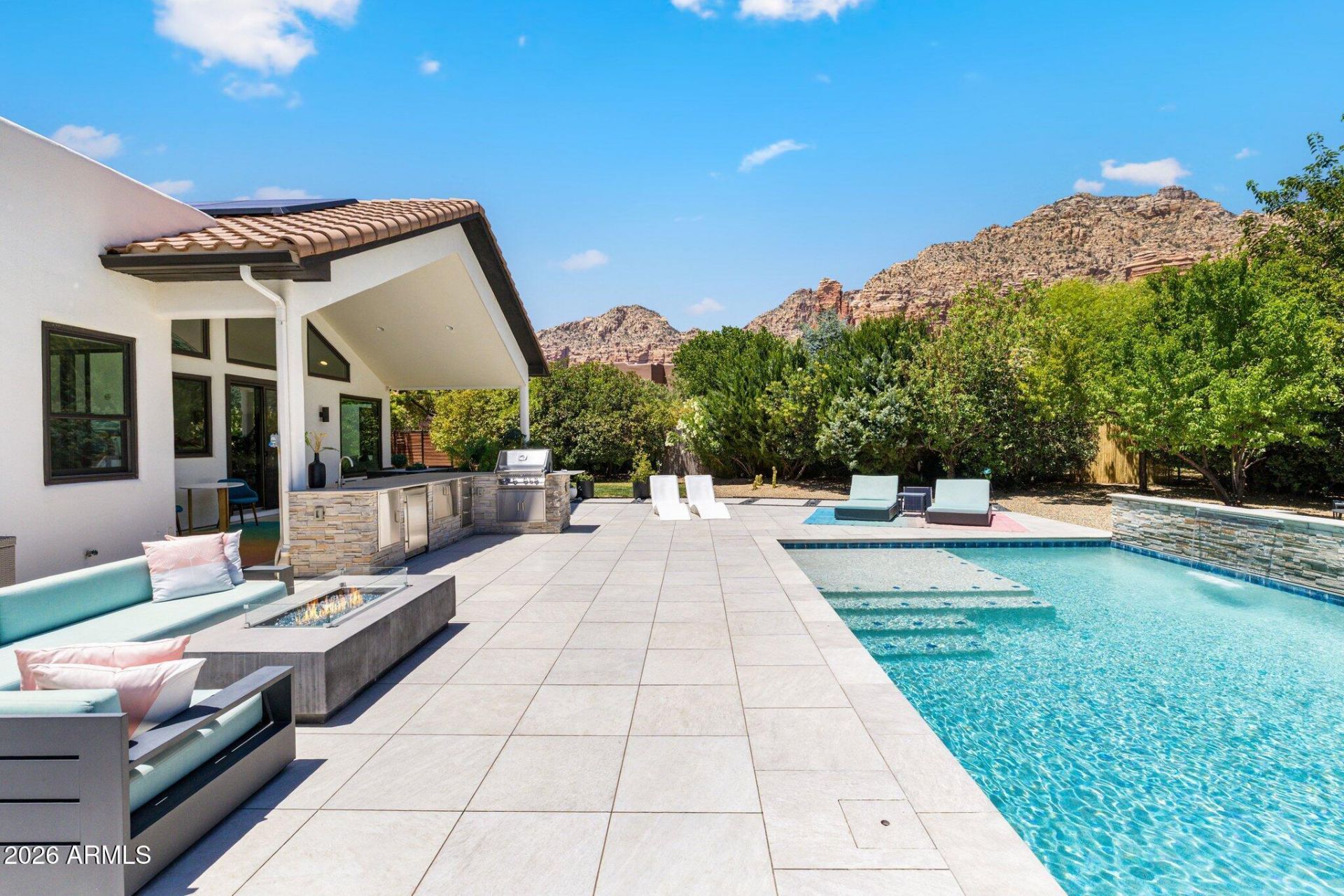 160 QUAIL HOLLOW Drive, Sedona, AZ 86351