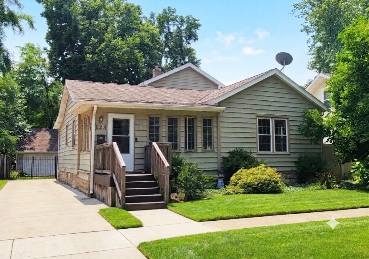 523 E Main Street , Morris, IL 60450