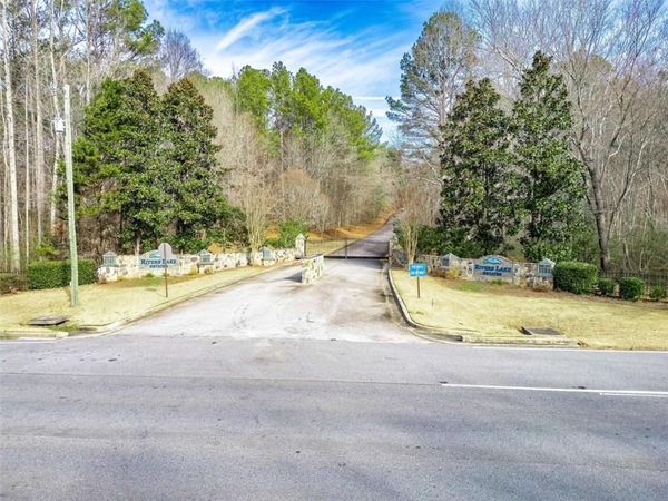 467 Rivers Road , Fayetteville, GA 30214