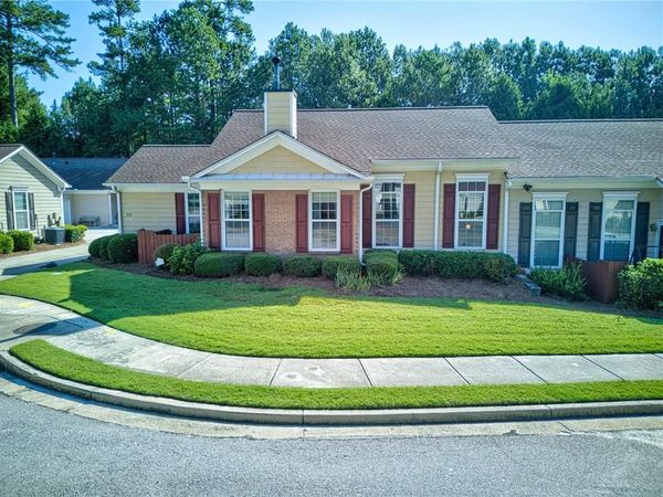 172 Camry Lane , Grayson, GA 30017