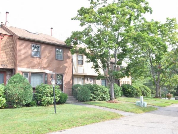 C4 Scotty Hollow Dr, Unit C4, Chelmsford, MA 01863