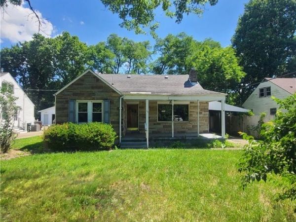 24 Sunset Drive, Bethel Twp, OH 45341