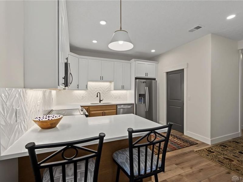 819 Brookwood Circle, Tipp City, OH 45371 Photo 15
