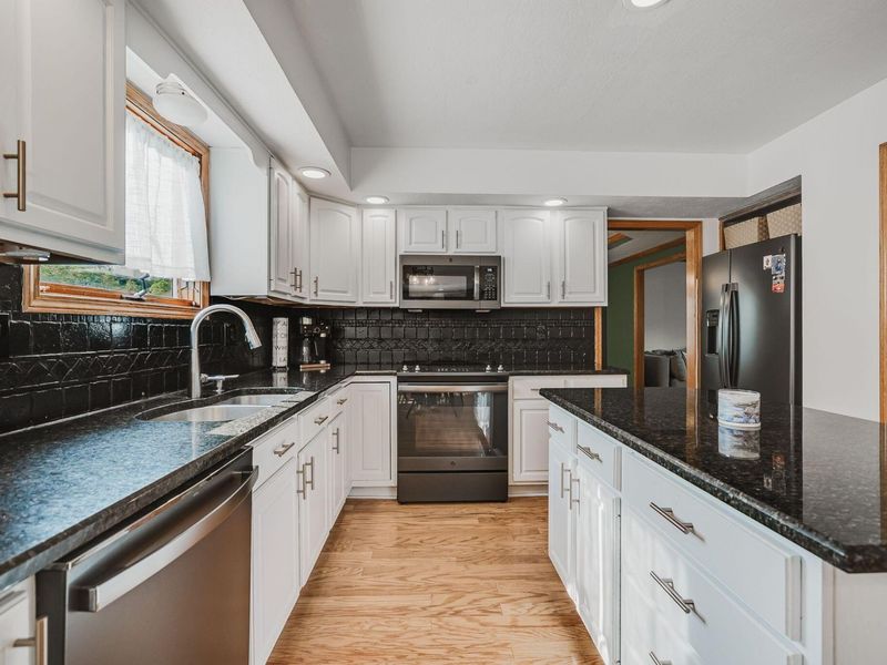 579 Olde Mill Drive, Westerville, OH 43082 Photo 18