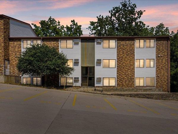 814 Benton Drive #14, Iowa City, IA 52246