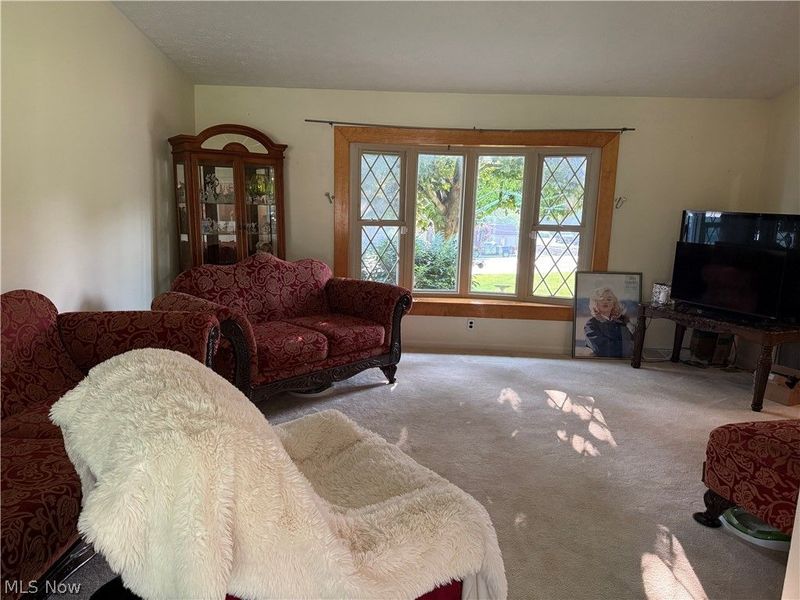1977 Massillon Road, Akron, OH 44312 Photo 5