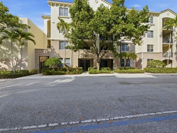 4 Renaissance Way, Unit 110, Boynton Beach, FL 33426