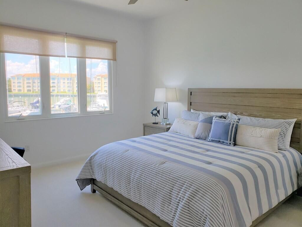 10 Harbour Isle Drive E, Unit 204, Fort Pierce, FL 34949 Photo