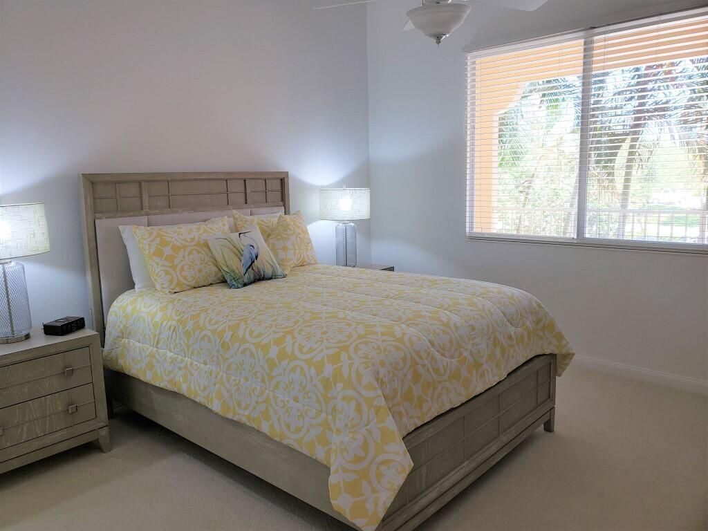 10 Harbour Isle Drive E, Unit 204, Fort Pierce, FL 34949 Photo