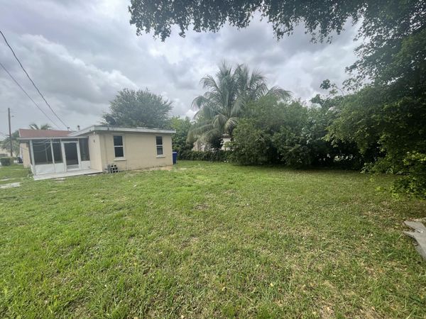 2819 POLK Street, Unit B, Hollywood, FL 33020