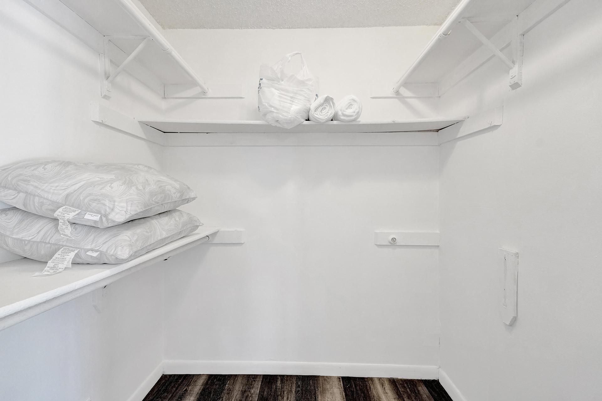 1115 NE 1st Court, Unit B, Hallandale Beach, FL 33009 Photo