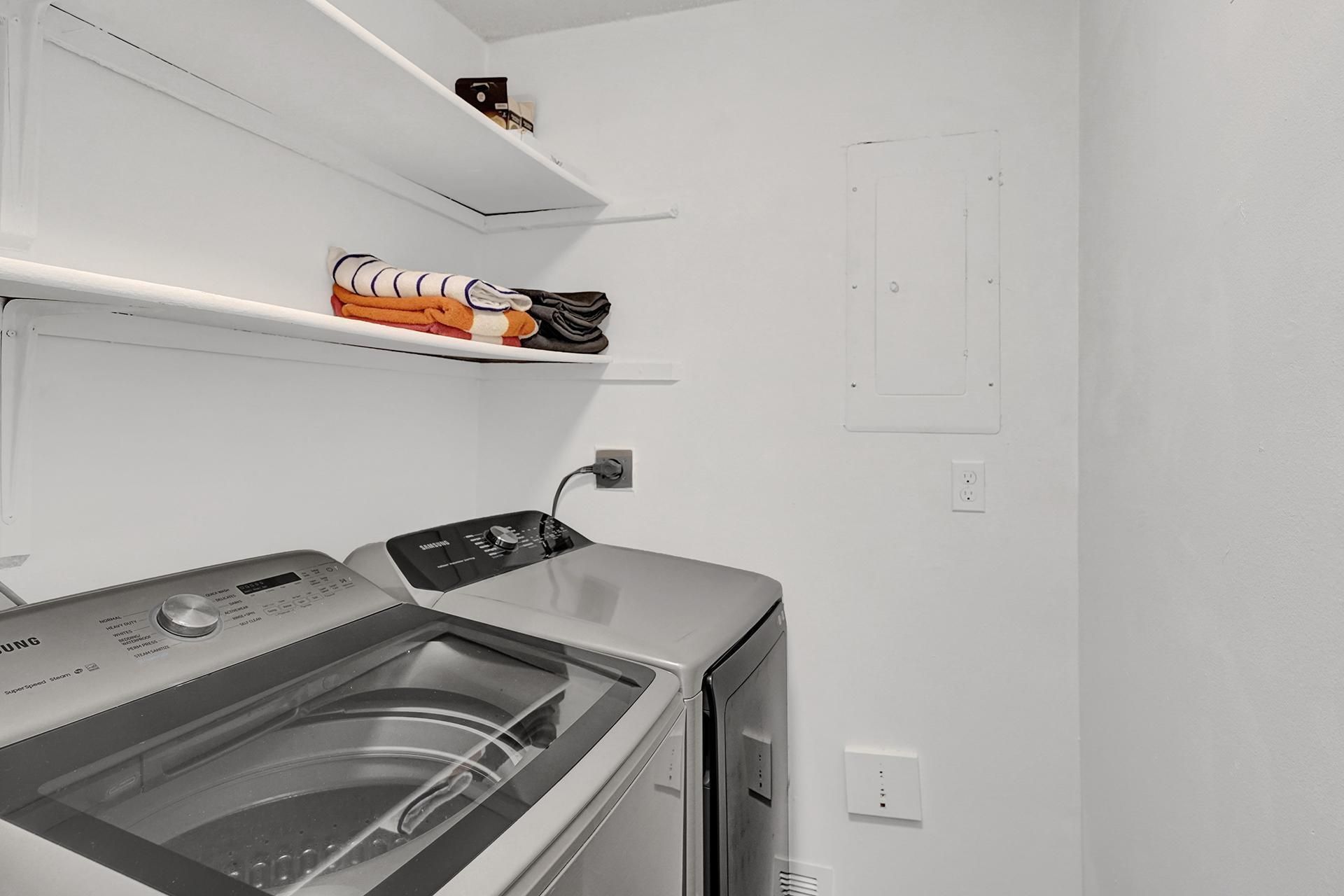 1115 NE 1st Court, Unit B, Hallandale Beach, FL 33009 Photo