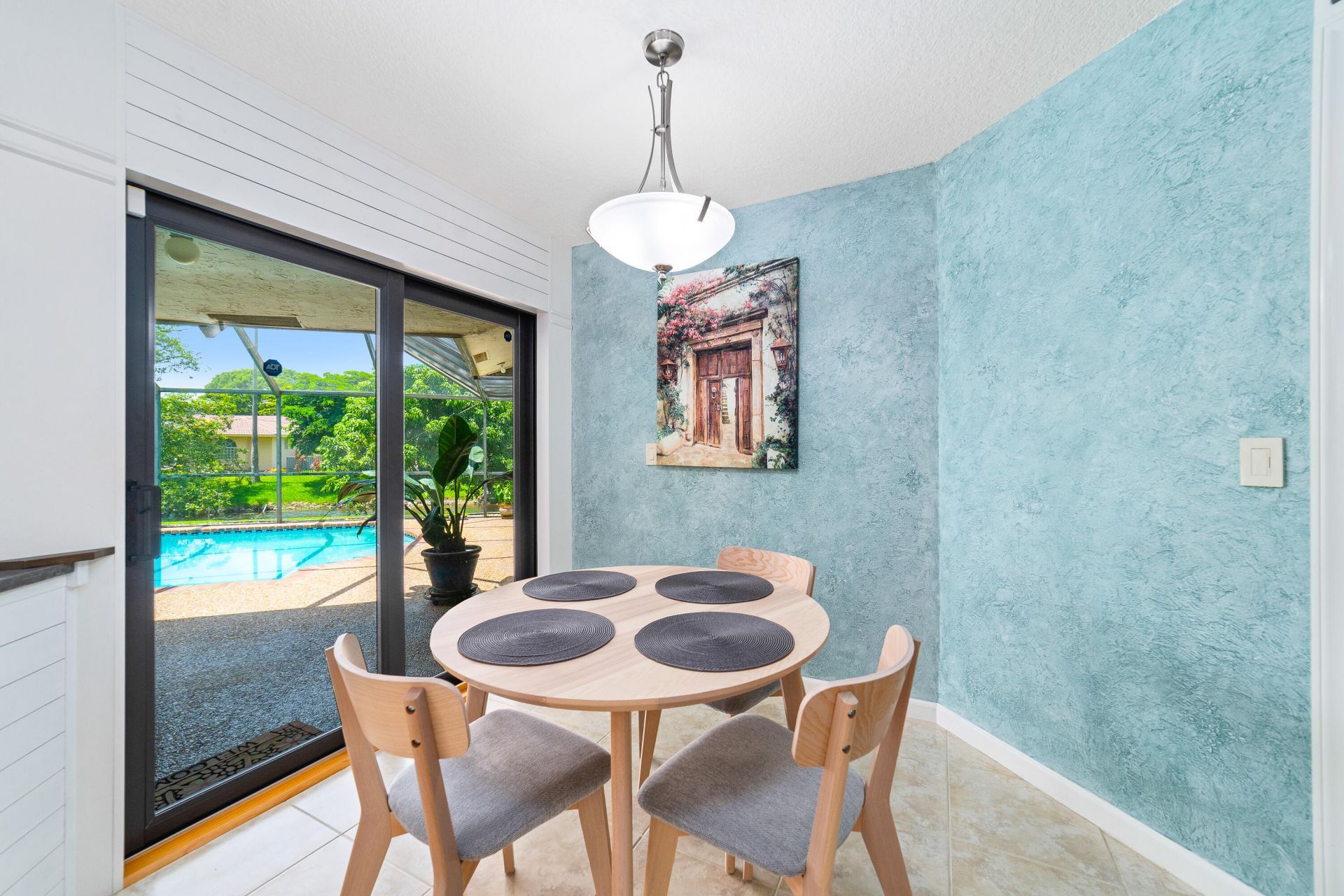 9235 NW 1st Street, Coral Springs, FL 33071 Photo