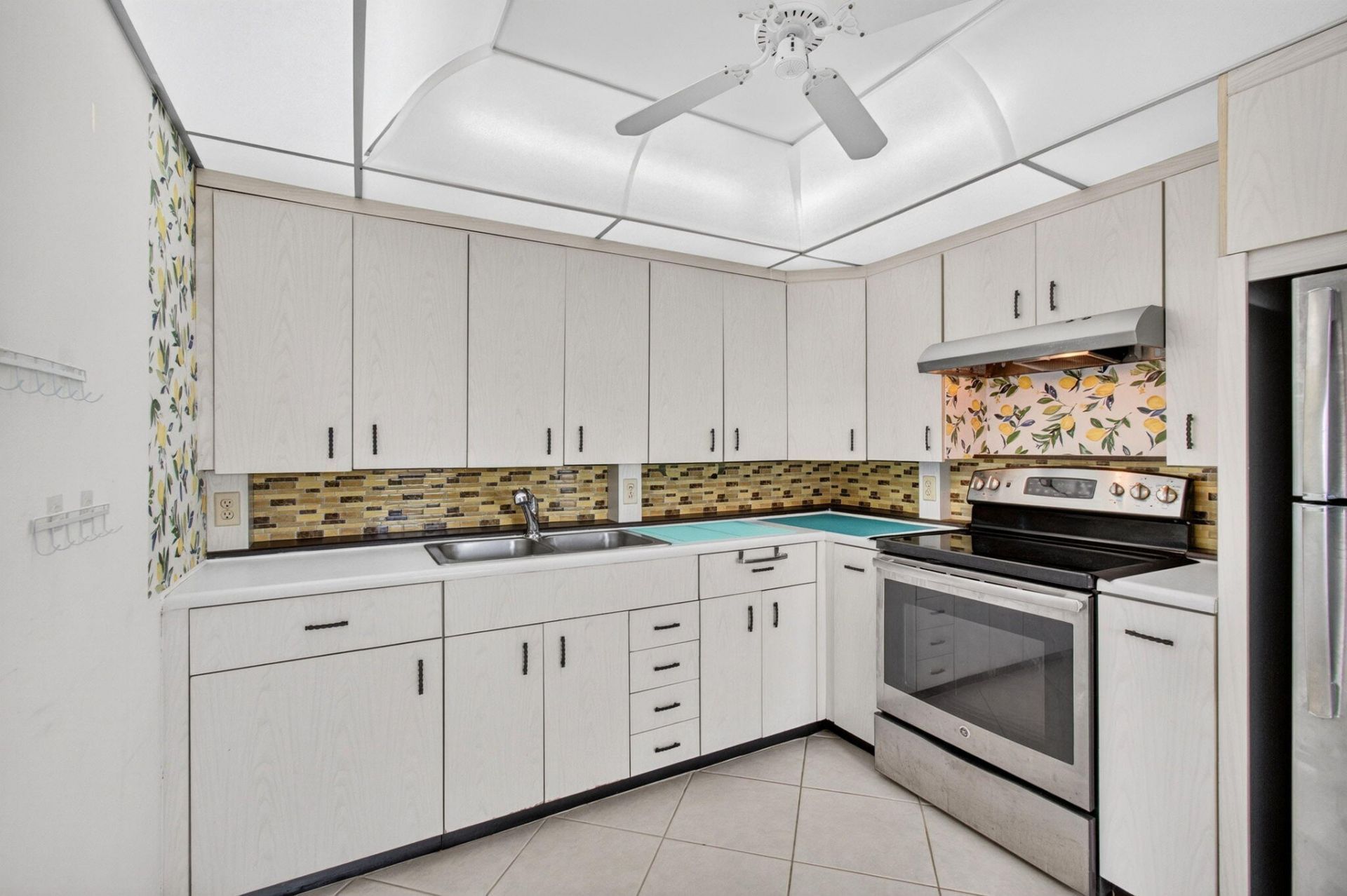 4039 Hythe C, Boca Raton, FL 33434 Photo