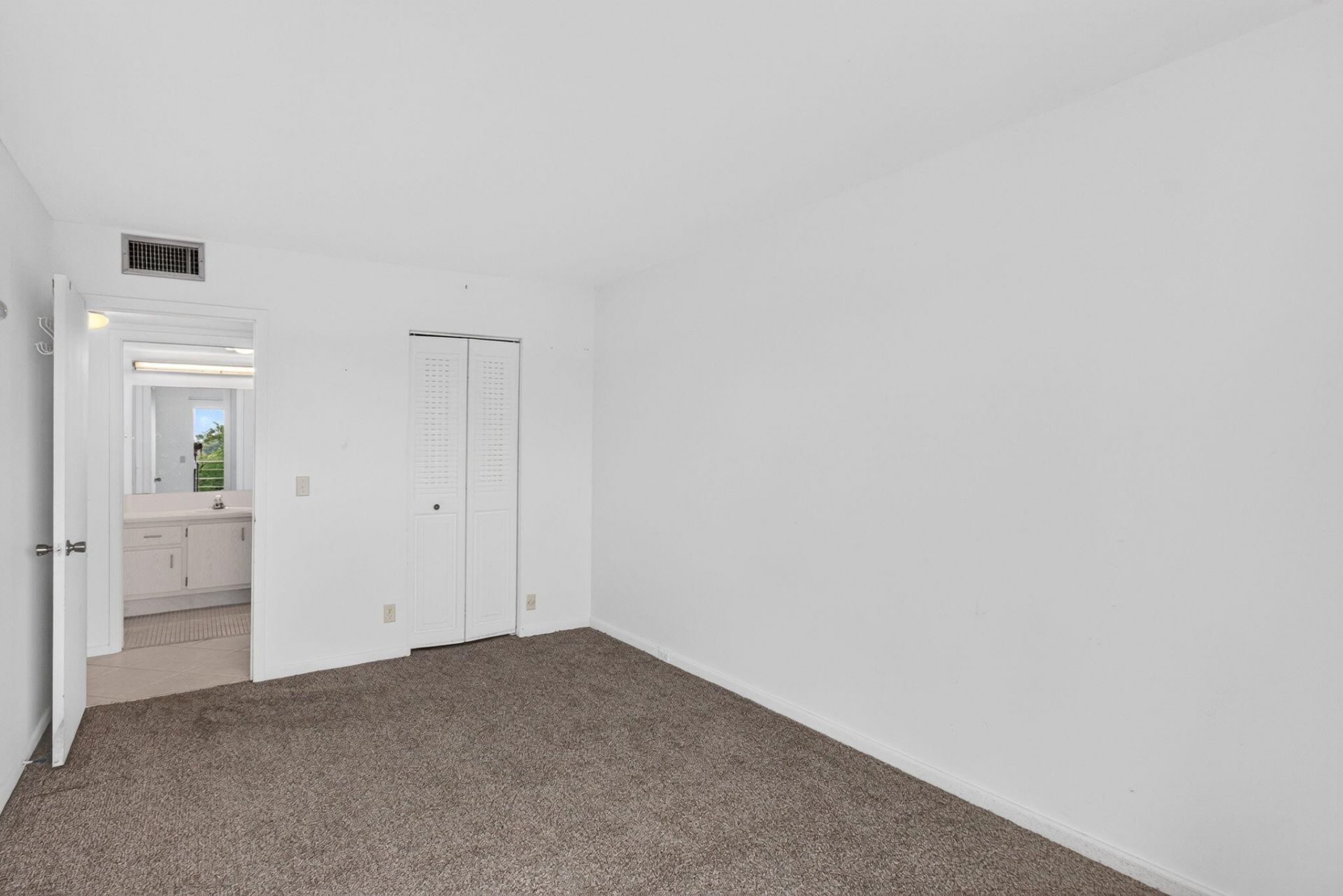 4039 Hythe C, Boca Raton, FL 33434 Photo