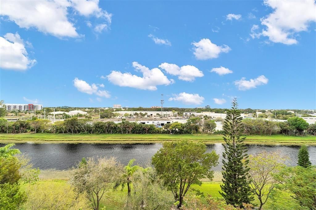2202 S Cypress Bend Drive, Unit 801, Pompano Beach, FL 33069 Photo
