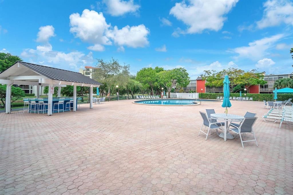 2202 S Cypress Bend Drive, Unit 801, Pompano Beach, FL 33069 Photo