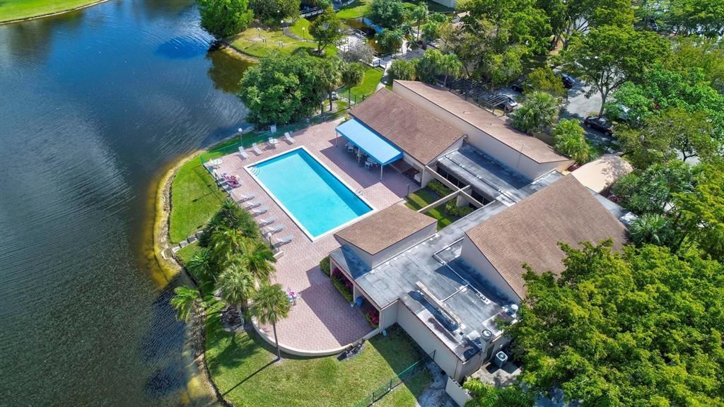2202 S Cypress Bend Drive, Unit 801, Pompano Beach, FL 33069 Photo