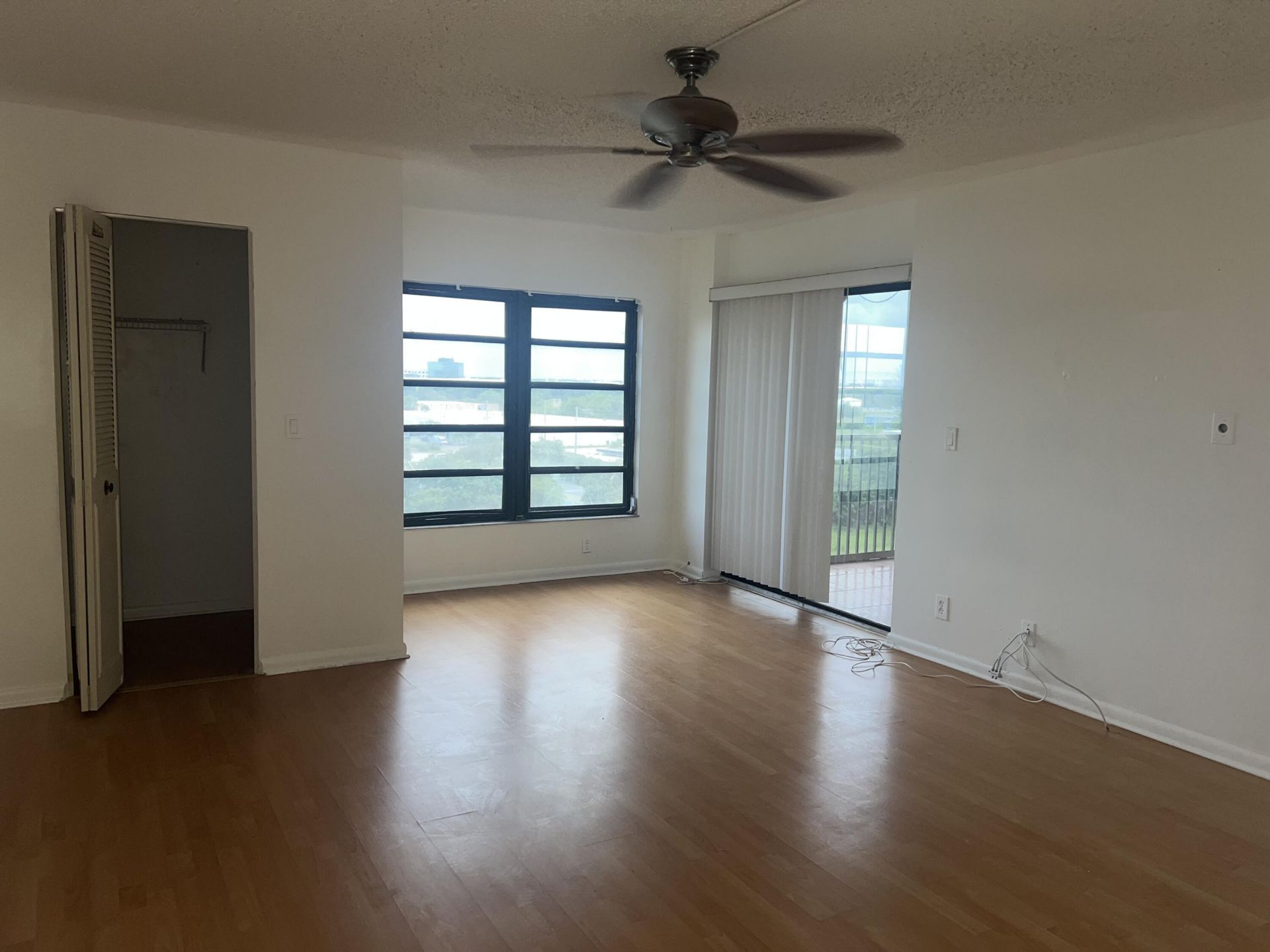 2202 S Cypress Bend Drive, Unit 801, Pompano Beach, FL 33069 Photo
