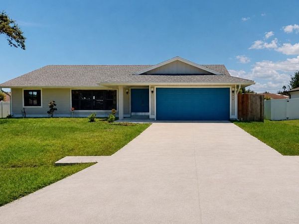 974 SE BELFAST Avenue, Port St. Lucie, FL 34983