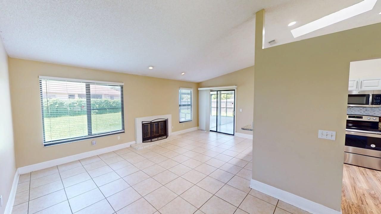 974 SE Belfast Avenue, Port Saint Lucie, FL 34983 Photo