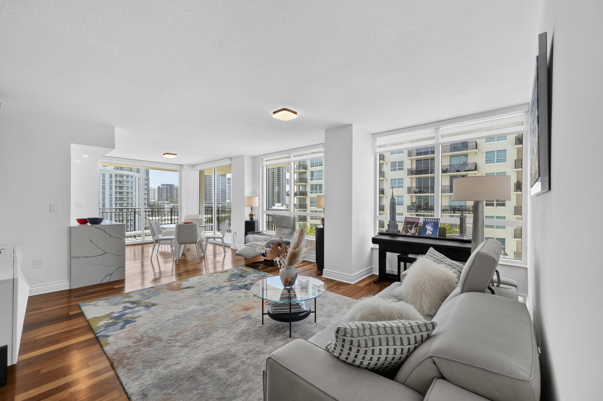 610 W Las Olas Boulevard, Unit 1118N, Fort Lauderdale, FL 33312 Photo