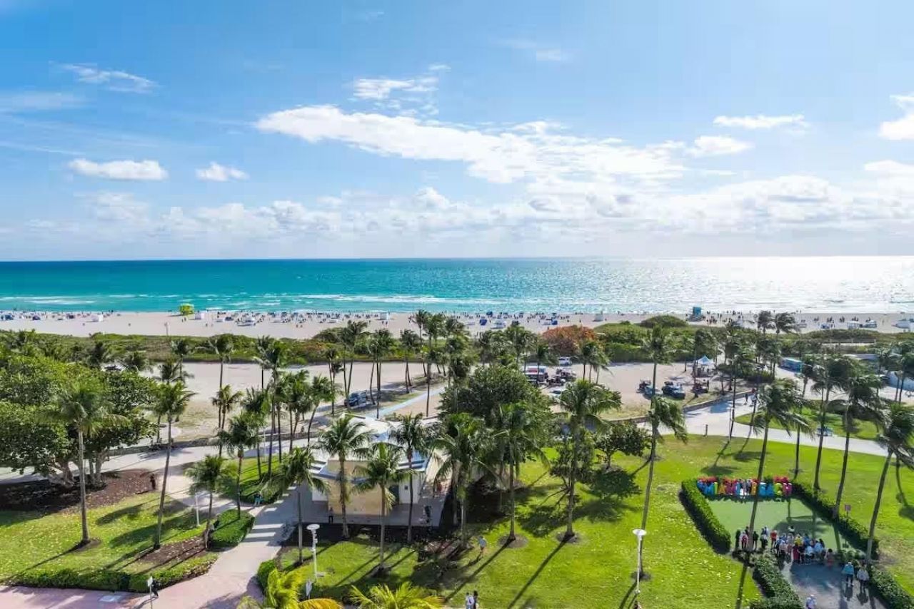 530 Ocean Drive, Miami Beach, FL 33139 Photo