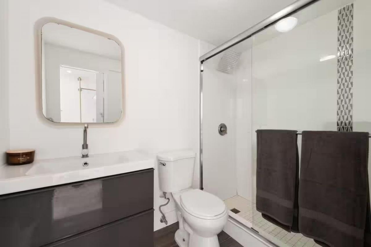 530 Ocean Drive, Miami Beach, FL 33139 Photo