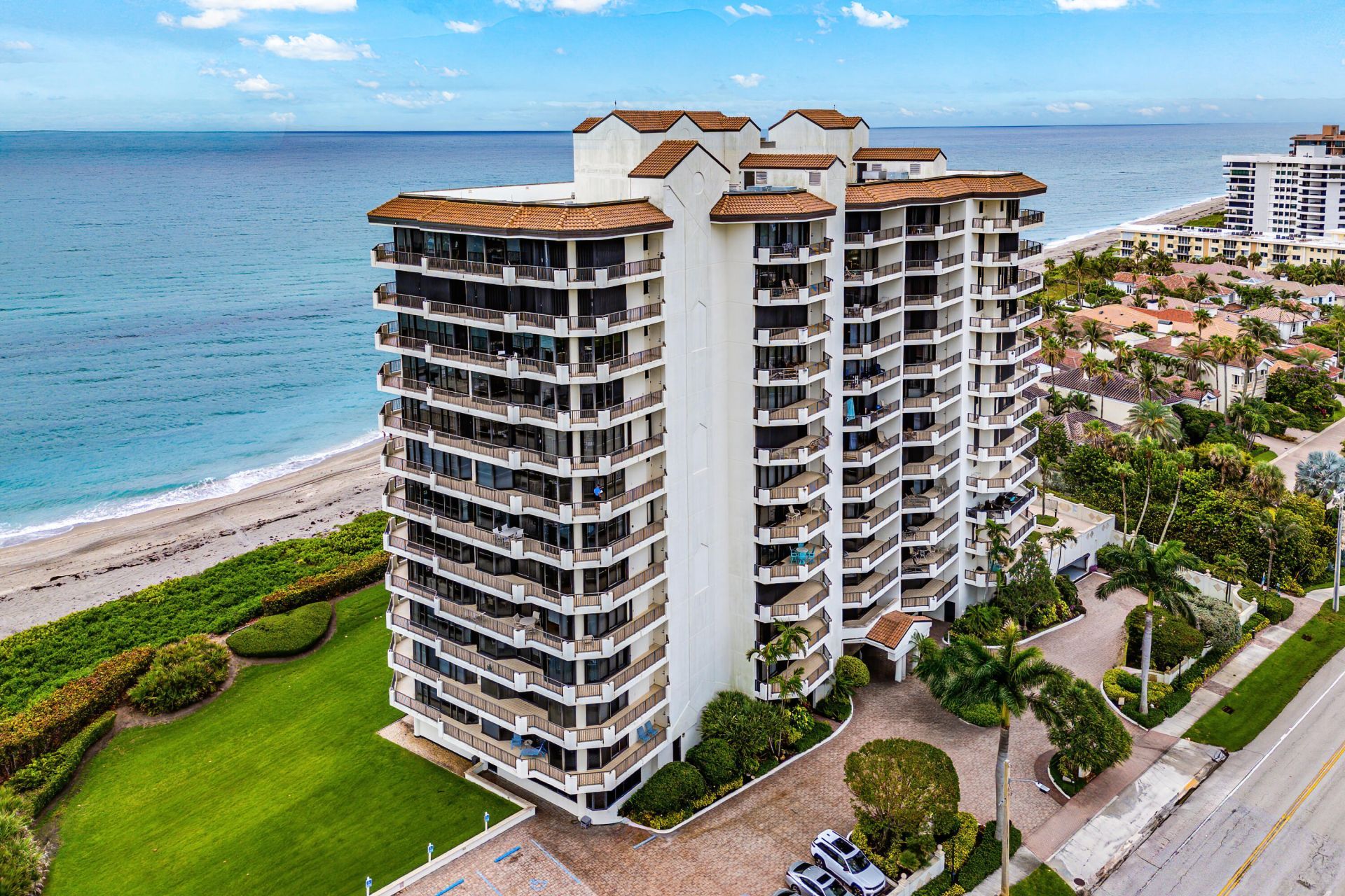 800 Ocean Drive, Unit 204, Juno Beach, FL 33408 Photo