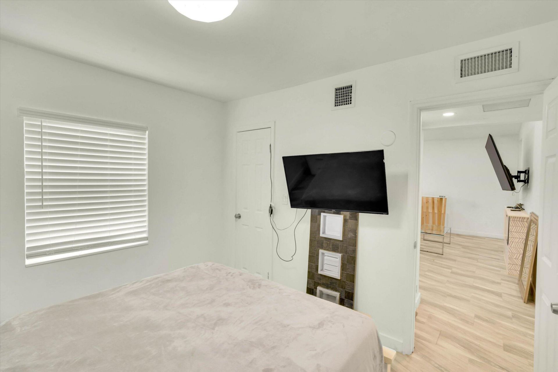 41 Williams Road, West Park, FL 33023 Photo