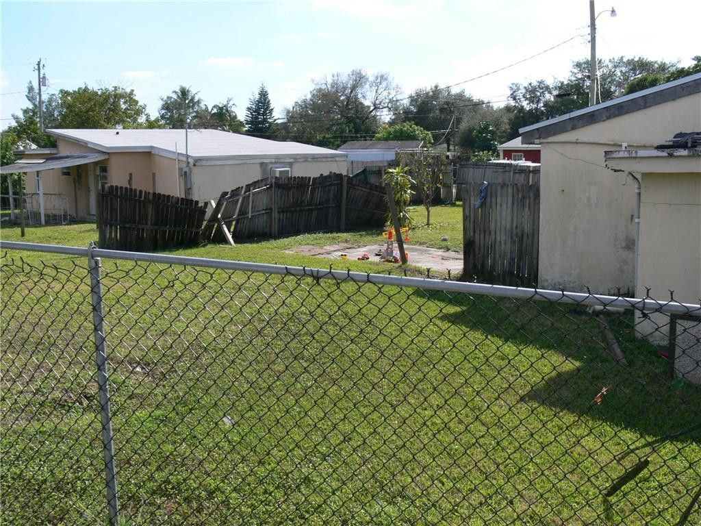 41 Williams Road, West Park, FL 33023 Photo