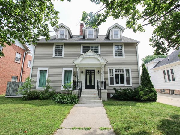 211 N Main Street, Three Rivers, MI 49093