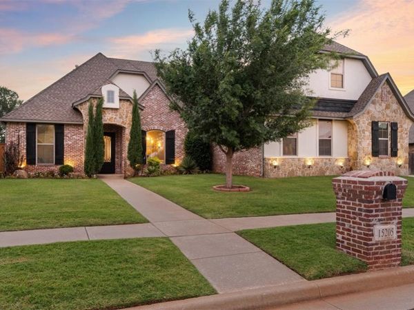 15205 Kestral Lake Drive, Edmond, OK 73013