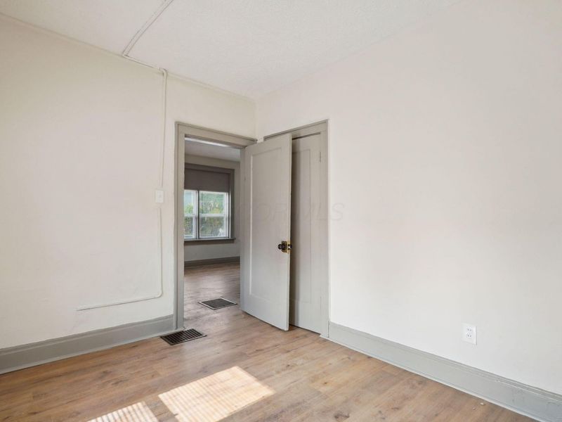 940-942 Leona Avenue , Columbus, OH 43201 Photo 32