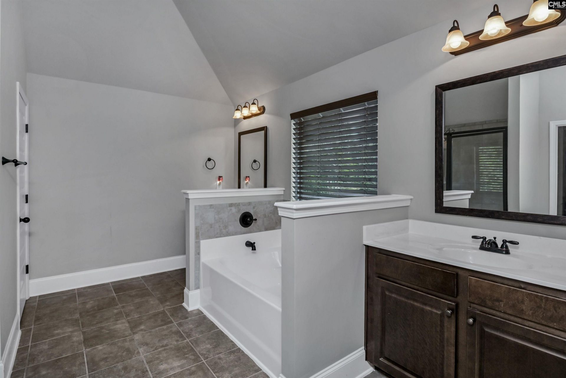 310 Black Walnut Lane  Photo 21
