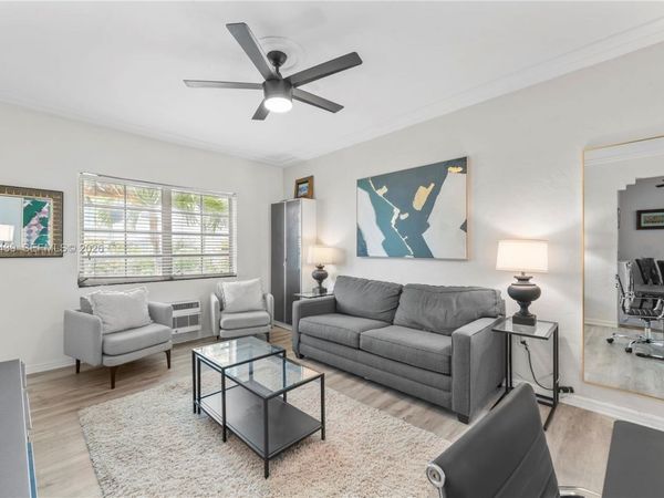 819 Meridian Ave , Unit 5, Miami Beach, FL 33139
