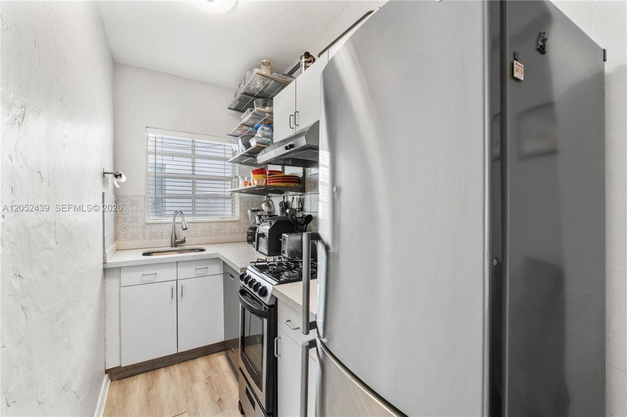 819 Meridian Ave , Unit 5, Miami Beach, FL 33139 Photo