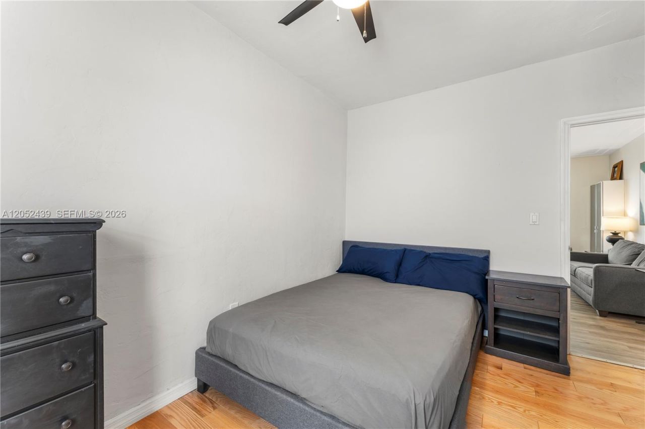 819 Meridian Ave , Unit 5, Miami Beach, FL 33139 Photo
