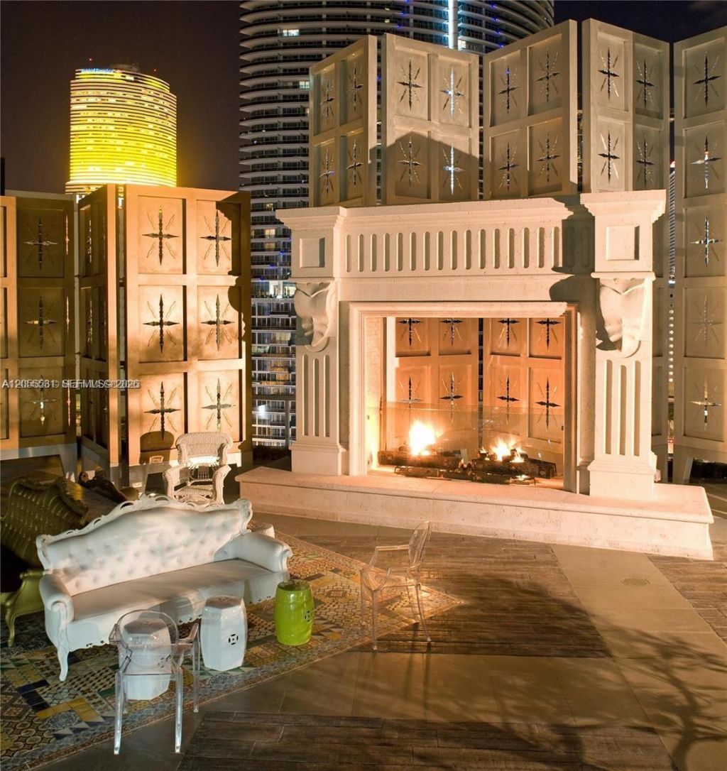 485 Brickell Ave , Unit 2306, Miami, FL 33131 Photo
