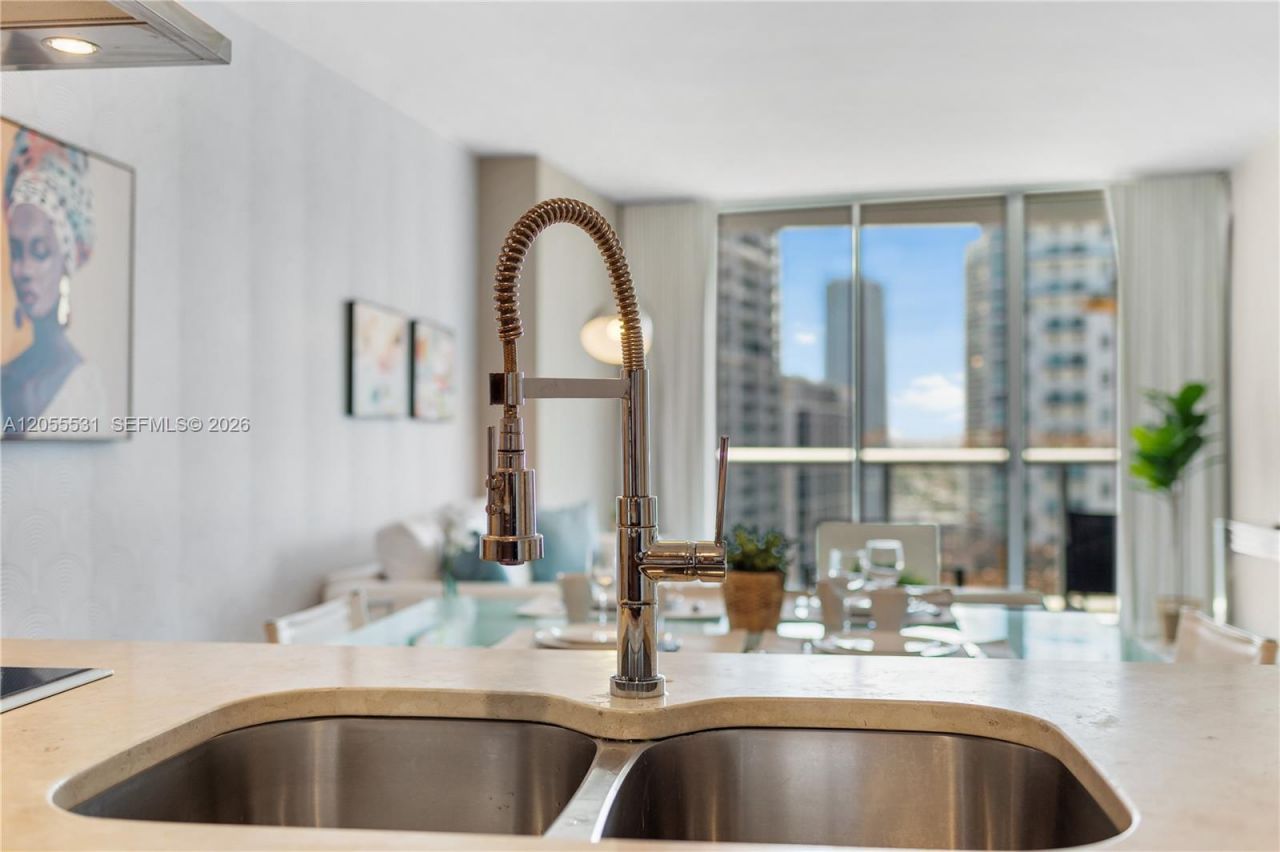485 Brickell Ave , Unit 2306, Miami, FL 33131 Photo