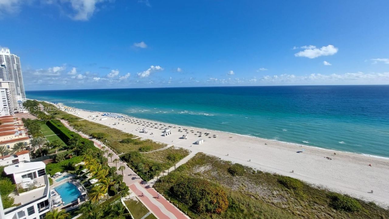 5825 Collins Ave , Unit 9C, Miami Beach, FL 33140 Photo